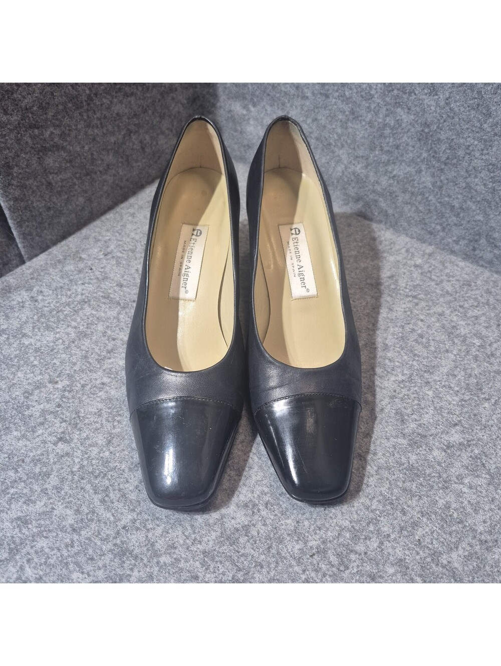 Etienne Aigner Women's Blue Classic Leather Pumps Sz 9M Slip On Spain Cap Toe
